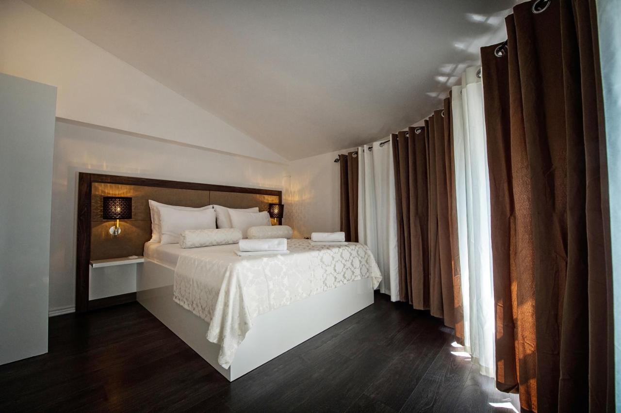 Seaside Apartments With A Swimming Pool Zecevo Rtic, Rogoznica - 8366 Екстер'єр фото