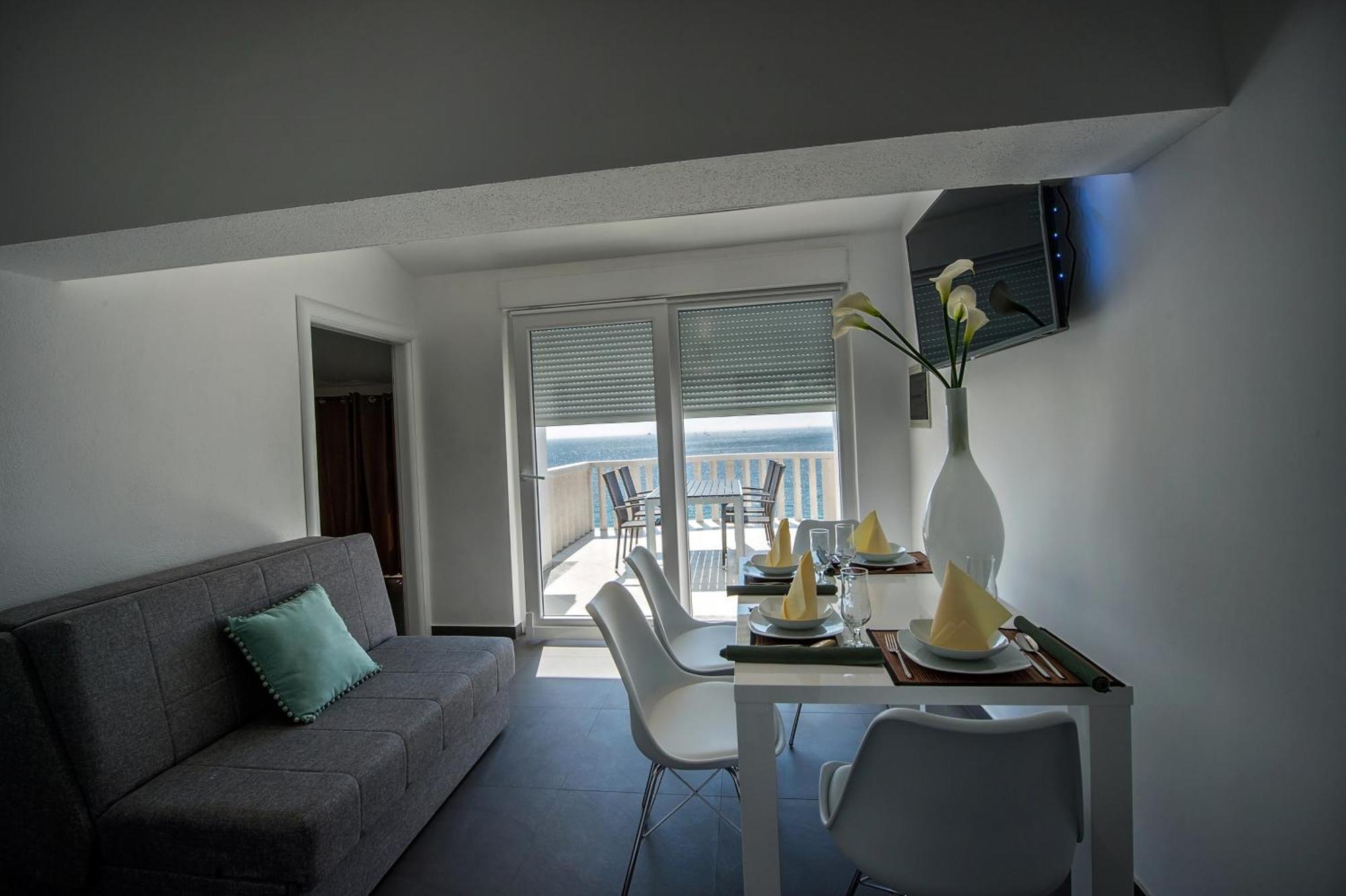 Seaside Apartments With A Swimming Pool Zecevo Rtic, Rogoznica - 8366 Номер фото